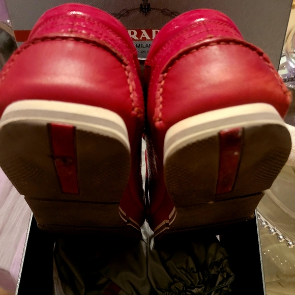 Prada Mens Sneaker/Shoe - Picture 4 of 5